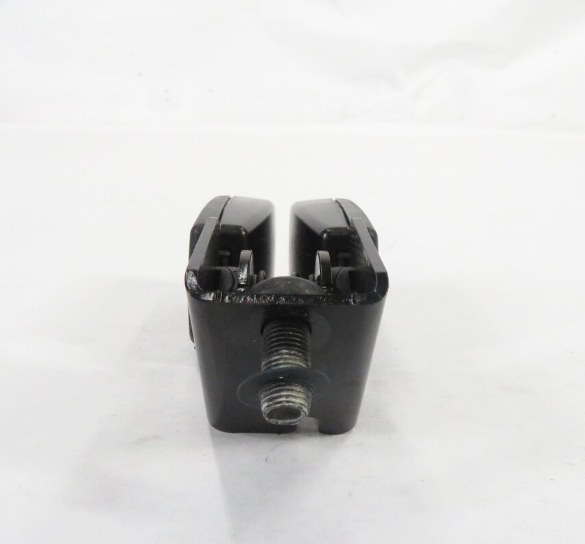 Thumbnail 4: 2010 BMW X5 (E70) REAR 3rd THIRD ROW SEAT - SEATBELT BUCKLE RECEIVER SET