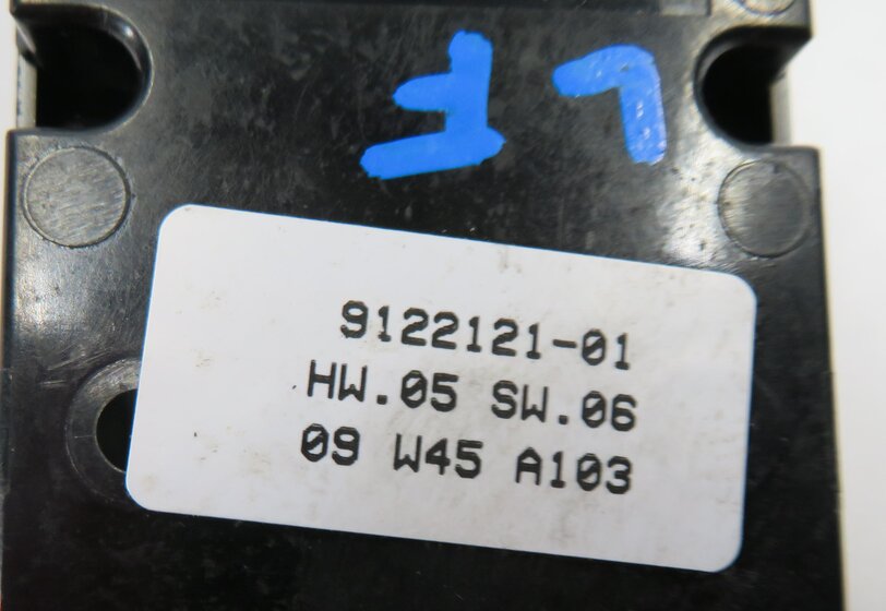 Thumbnail 6: 2007-2014 BMW X5 X5M X6 X6M (E70 / E71) DRIVER DOOR POWER WINDOW SWITCH (P-FOLD)