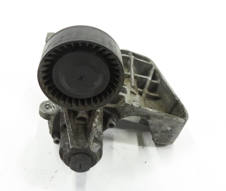 Thumbnail 2: 2010 BMW X5 (E70) 3.0L M57Y DIESEL ENGINE - POWER STEERING PUMP MOUNT BRACKET