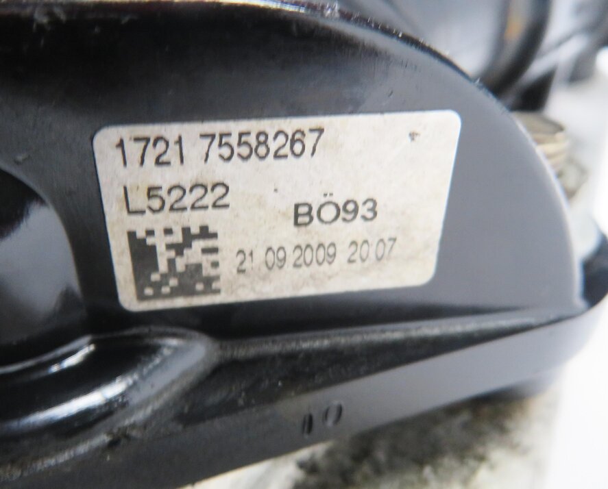 Thumbnail 6: 07-14 BMW X5 X6 (E70 E71) 3.0L / 4.4L / 4.8L AUTOMATIC TRANSMISSION OIL COOLER
