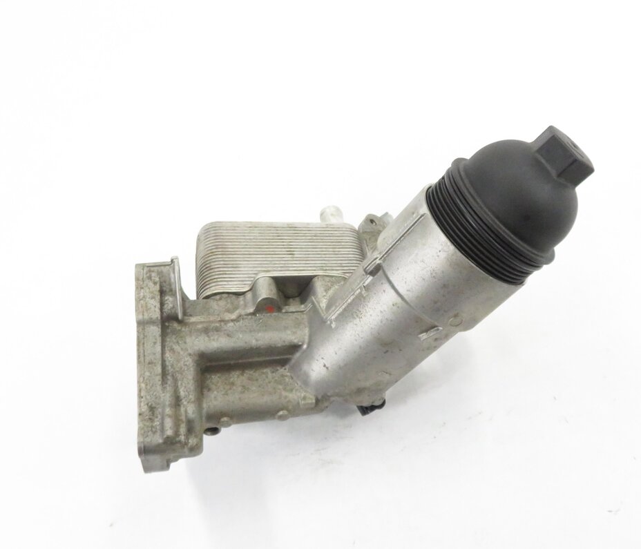 Thumbnail 3: 2011 BMW X5 (E70) 3.0L M57Y TURBO DIESEL ENGINE MOTOR OIL FLUID FILTER HOUSING