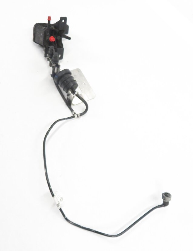 Thumbnail 1: 2011 BMW X5 (E70) 3.0L M57Y ENGINE DEF DIESEL EMISSION FLUID TRANSFER PUMP