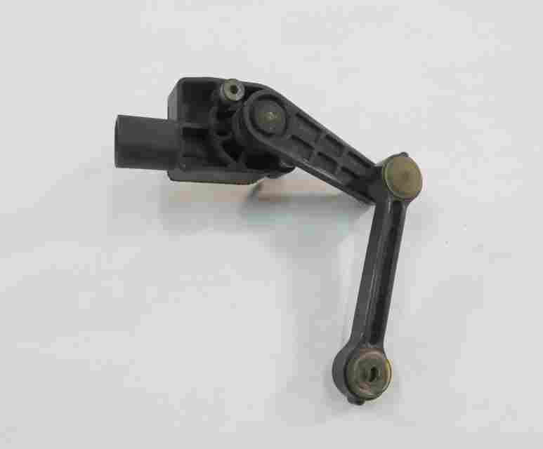 Thumbnail 5: 2011 BMW X5 SUV (E70) REAR LEFT DRIVER SUSPENSION HEIGHT LEVEL SENSOR MODULE