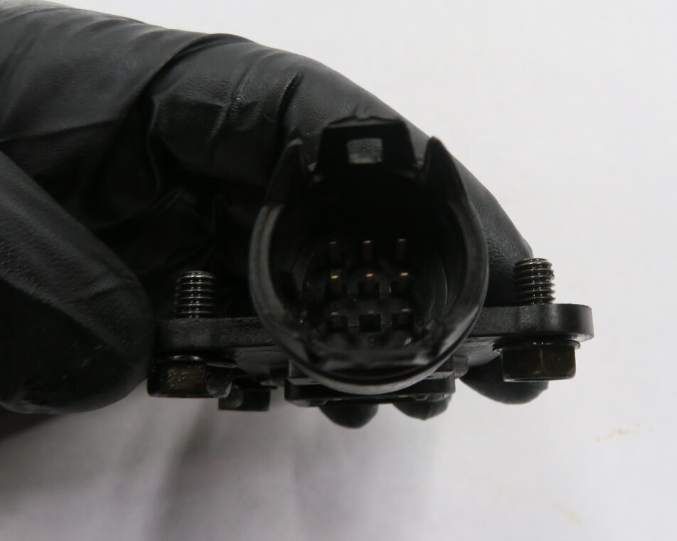 Thumbnail 6: 2009 BMW X5 (E70) 3.0L N52 ENGINE - ECCENTRIC CAMSHAFT CAM POSITION SENSOR