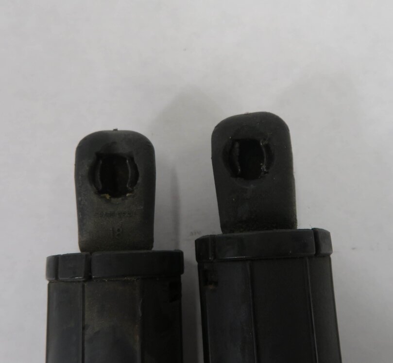 Thumbnail 6: 2007 BMW X5 (E70) REAR LEFT & RIGHT - CARGO HATCH GATE TRUNK SHOCK STRUT SET-2