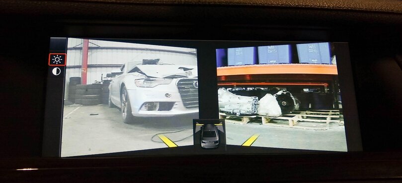 Thumbnail 2: 2009-2012 BMW 740i 750i 760i (F01) GPS NAVIGATION INFO DISPLAY SCREEN (10.25")