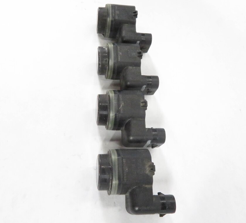 Thumbnail 3: 2011 BMW 750i (F01) REAR PDC PARK DISTANCE SENSOR SET-4 w/ HARNESS (BLACK 416)