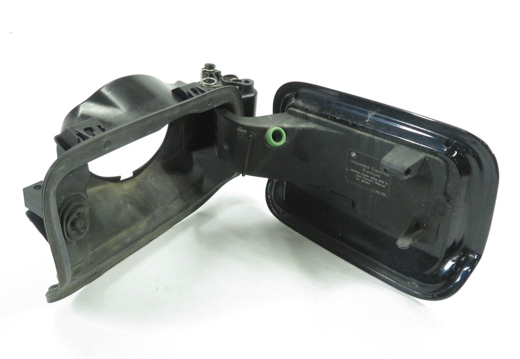 Thumbnail 6: 09-15 BMW 740Li 750Li 760Li B7 LWB (F02) FUEL TANK FILLER DOOR TRIM (BLACK)