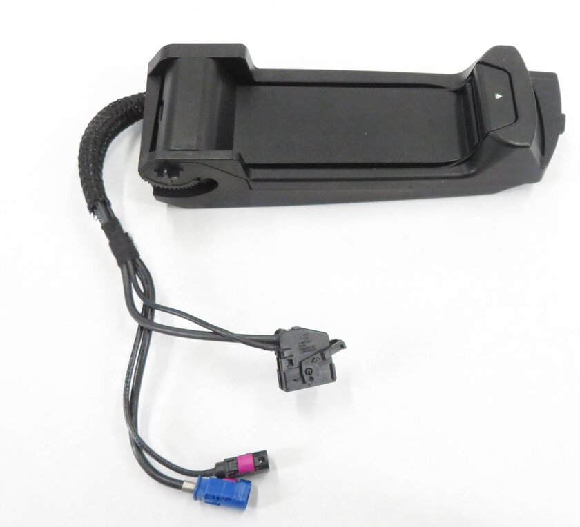 Thumbnail 3: 2011 BMW 750i (F01) CENTER CONSOLE SNAP IN PHONE CRADLE HOUSING CHARGER