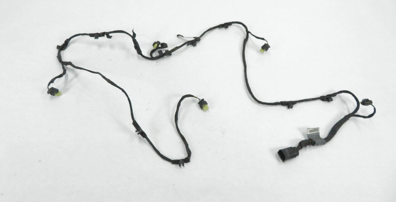 Thumbnail 2: 2011 BMW 750i (F01) FRONT PDC PARK DISTANCE SENSOR SET-5 w/ HARNESS (BLACK)
