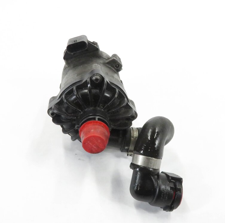 Thumbnail 3: 2011 BMW 750i (F01) 4.4L N63 TWIN TURBO - AUXILIARY ELECTRIC WATER COOLANT PUMP