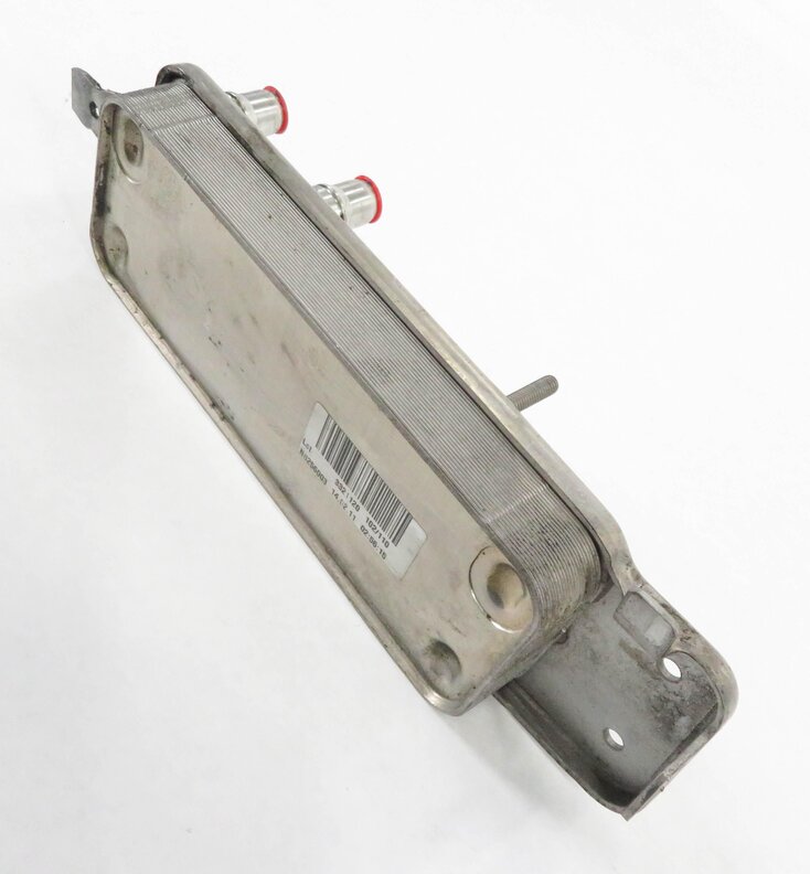 09-17 BMW 535i 640i 740i 750i 760i (F01 F10) AUTOMATIC TRANSMISSION OIL COOLER