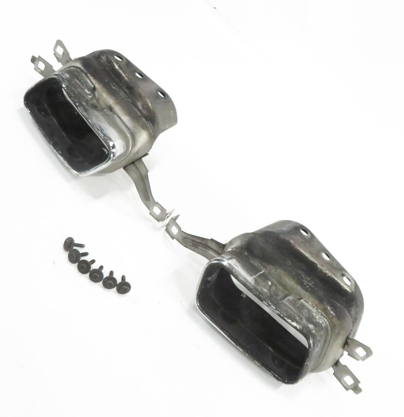 2011 BMW 750i (F01) MUFFLER PIPE TRIM EXHAUST TIP SET-2