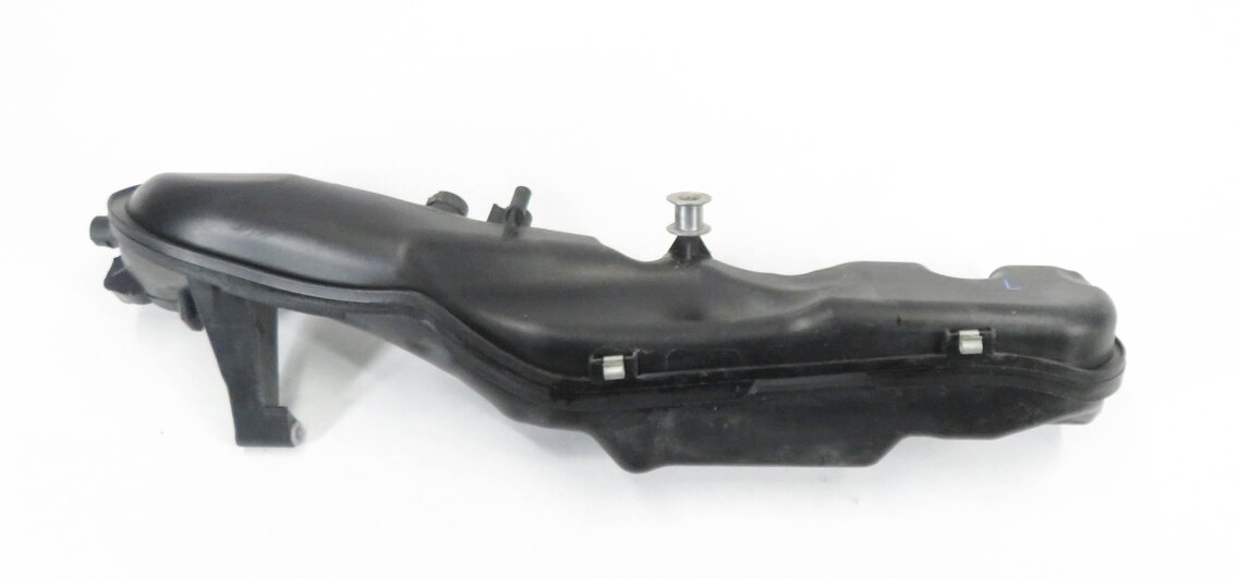 Thumbnail 2: 08-14 BMW 550i 650i 750i X5 X6 (F01 F10 E70 E71) 4.4L TWIN TURBO LEFT MANIFOLD