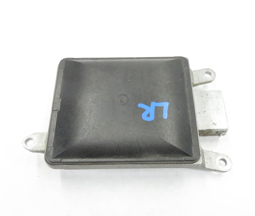 Thumbnail 4: 2011 BMW 750i (F01) LEFT DRIVER REAR LANE DEPARTURE WARNING MODULE (SLAVE)