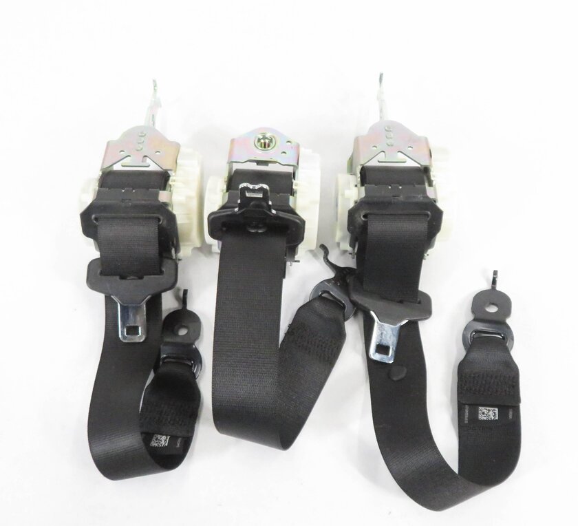 Thumbnail 4: 2011 BMW 750i (F01) REAR LEFT / CENTER / RIGHT SEATBELT RETRACTOR SET-3 (BLACK)
