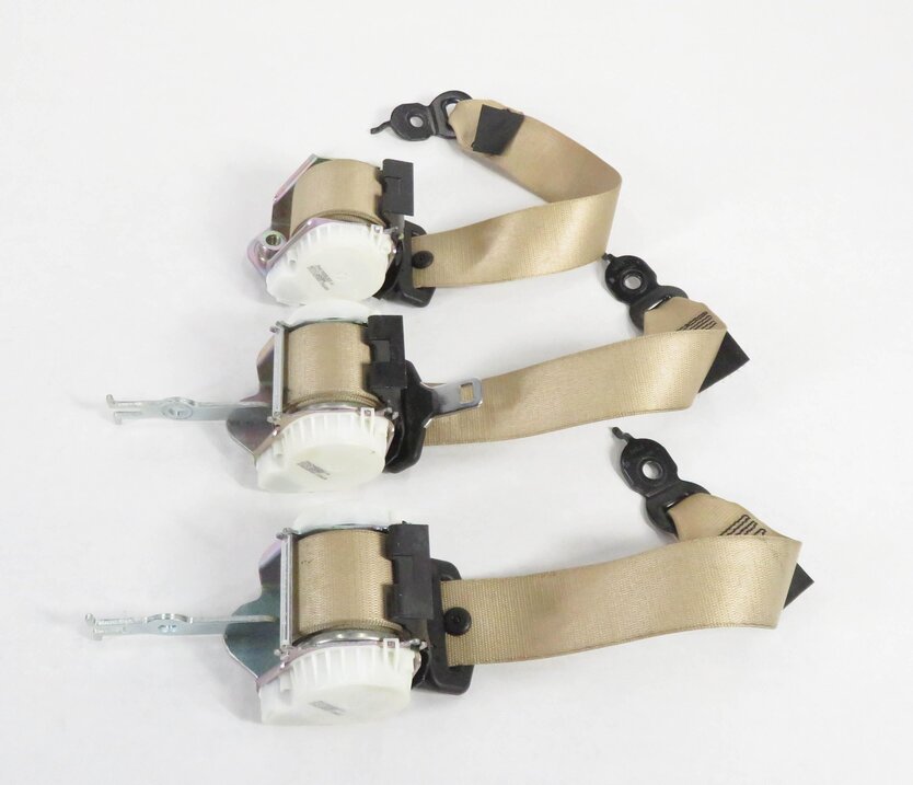 Thumbnail 3: 2012 BMW 528i (F10) REAR LEFT / CENTER / RIGHT - SEATBELT RETRACTOR SET (BEIGE)