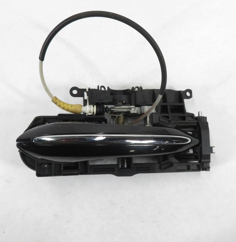 Thumbnail 2: 2011-2016 BMW 528i 535i 550i M5 (F10) LEFT REAR DOOR HANDLE w/ LIGHT (BLACK 475)