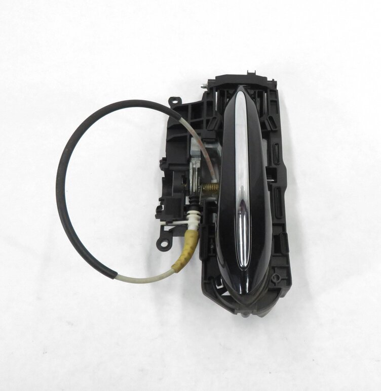 Thumbnail 3: 2011-2016 BMW 528i 535i 550i M5 (F10) LEFT REAR DOOR HANDLE w/ LIGHT (BLACK 475)