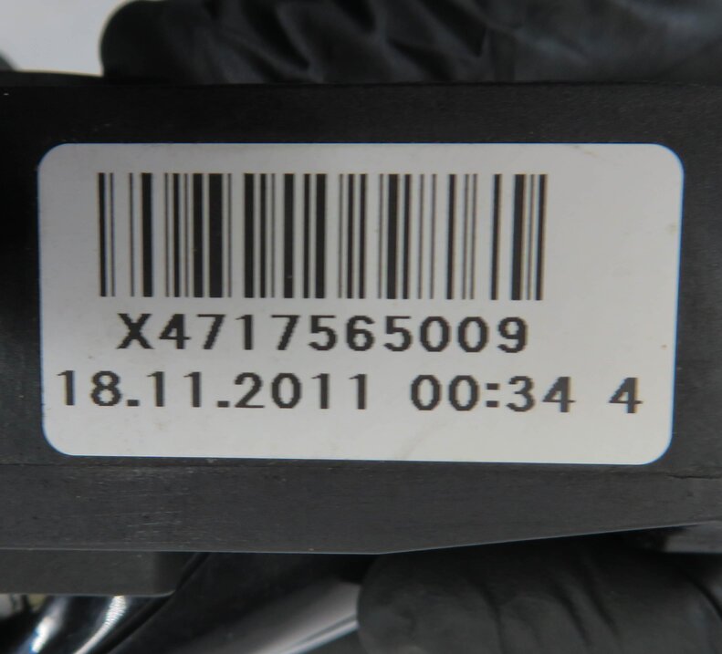 Thumbnail 6: 2011-2016 BMW 528i 535i 550i M5 (F10) RIGHT REAR DOOR HANDLE w/ LIGHT (BLACK)