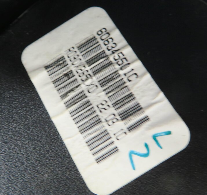 Thumbnail 7: 2011 BMW X5 (E70) REAR 2nd SECOND ROW SEAT SEATBELT RETRACTOR SET-2 (BEIGE)