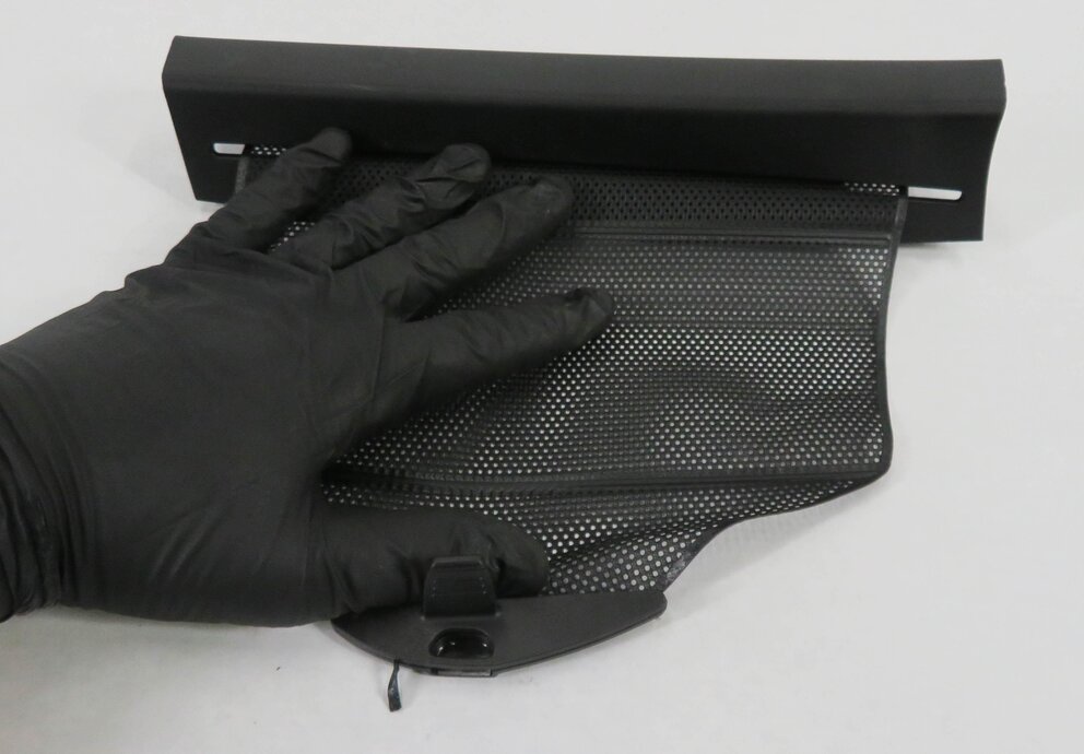 Thumbnail 7: 11-16 BMW 528i 535i 550i (F10) LEFT REAR DOOR QUARTER VENT WINDOW PRIVACY SHADE