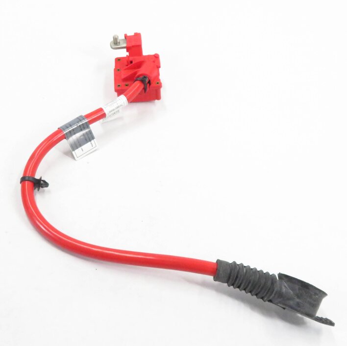 Thumbnail 3: 2011 BMW 535i (F10) POST TERMINAL SRS POSITIVE BATTERY CABLE LEAD