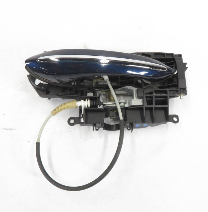 Thumbnail 2: 2011-2016 BMW 528i 535i 550i M5 (F10) RIGHT REAR DOOR HANDLE w/ LIGHT (BLUE A89)