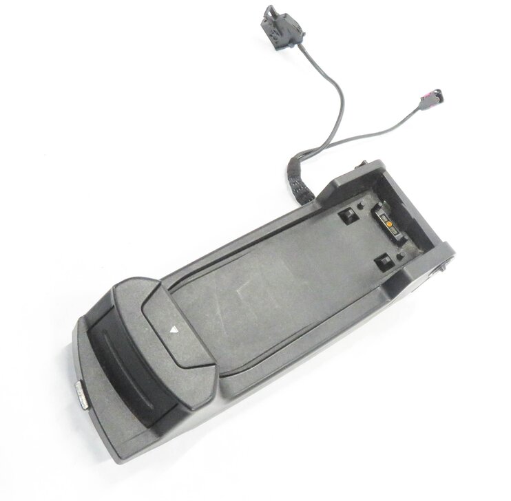 2011 BMW ACTIVE HYBRID 7 (F04) FRONT CENTER CONSOLE SNAP IN PHONE CRADLE