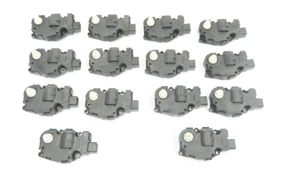 Thumbnail 6: 2011 BMW ACTIVE HYBRID 7 (F04) HEATER A/C BLEND DOOR ACTUATOR SET-14