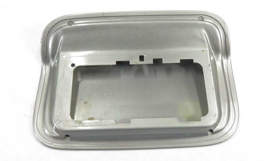 Thumbnail 5: 2011 BMW ACTIVE HYBRID 7 (F04) FUEL TANK DOOR COVER TRIM (CASHMERE SILVER A72)