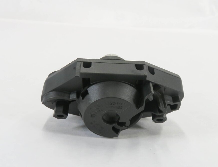Thumbnail 5: 2011 BMW ACTIVE HYBRID 7 (F04) DRIVER DOOR HANDLE / TRUNK LOCK CYLINDER KEY SET