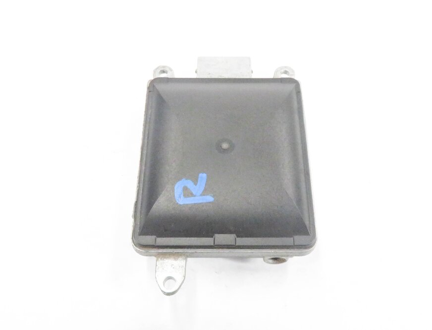 Thumbnail 3: 2011 BMW ACTIVE HYBRID 7 (F04) RIGHT REAR LANE CHANGE DEPARTURE MODULE (MASTER)
