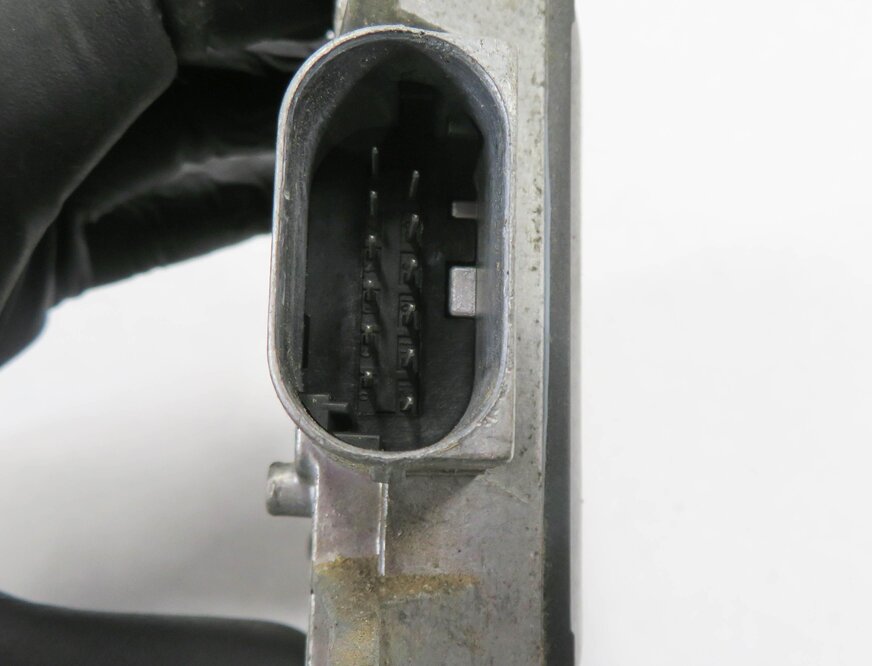 Thumbnail 6: 2011 BMW ACTIVE HYBRID 7 (F04) LEFT REAR LANE CHANGE DEPARTURE MODULE (SLAVE)
