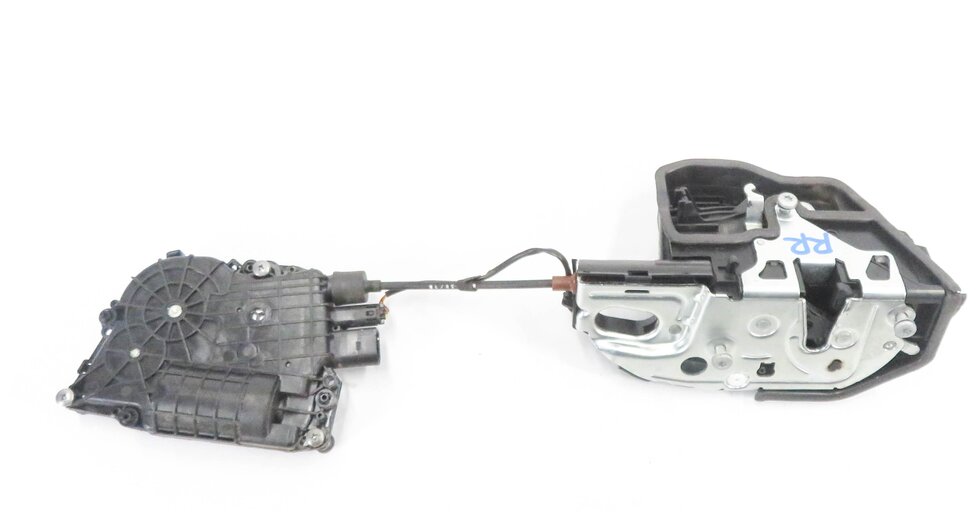 Thumbnail 4: 2011 BMW ACTIVE HYBRID 7 (F04) RIGHT REAR SOFT CLOSE DOOR LOCK LATCH ACTUATOR