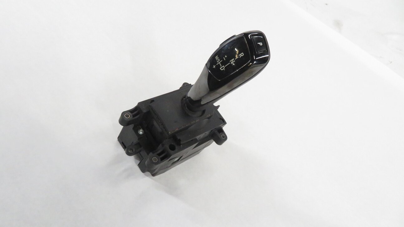 Thumbnail 1: 2011 BMW ACTIVE HYBRID 7 (F04) A/T TRANSMISSION GEAR SHIFTER (CERAMIC)