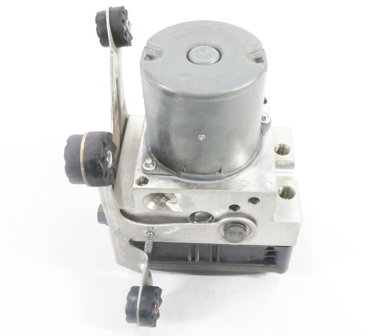 Thumbnail 4: 2011-2012 BMW ACTIVE HYBRID 7 (F04) ABS ANTI LOCK BRAKE PUMP w/ MODULE