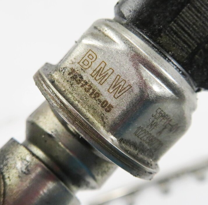 Thumbnail 7: 2011 BMW ACTIVE HYBRID 7 (F04) 4.4L N63 TWIN TURBO ENGINE INJECTION FUEL RAIL
