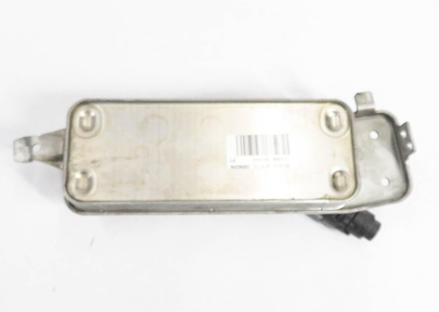 Thumbnail 2: 2011 BMW ACTIVE HYBRID 7 (F04) 4.4L N63 - A/T AUTOMATIC TRANSMISSION OIL COOLER