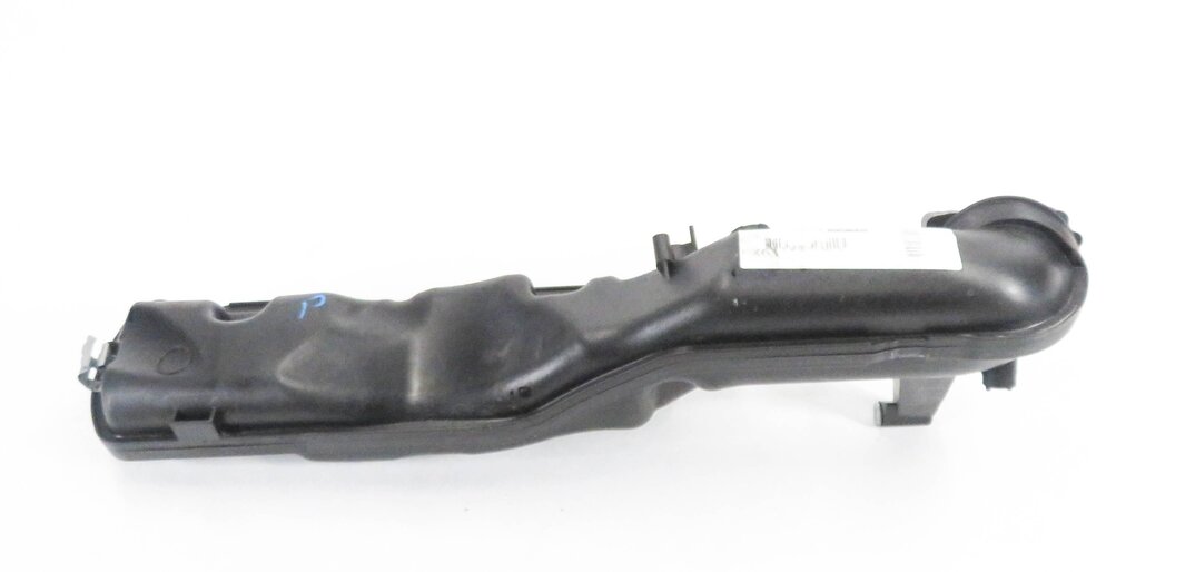 Thumbnail 2: 08-14 BMW 550i 650i 750i X5 X6 (F01 F10 E70 E71) 4.4L TWIN TURBO RIGHT MANIFOLD