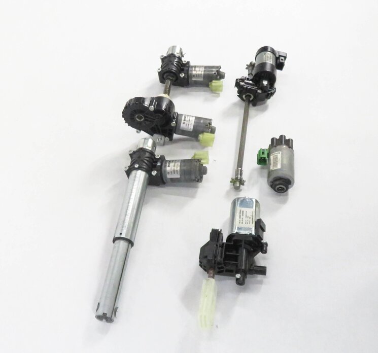 Thumbnail 4: 2011 BMW 535i (F10) LEFT FRONT DRIVER POWER SEAT ADJUSTMENT MOTOR SET-6