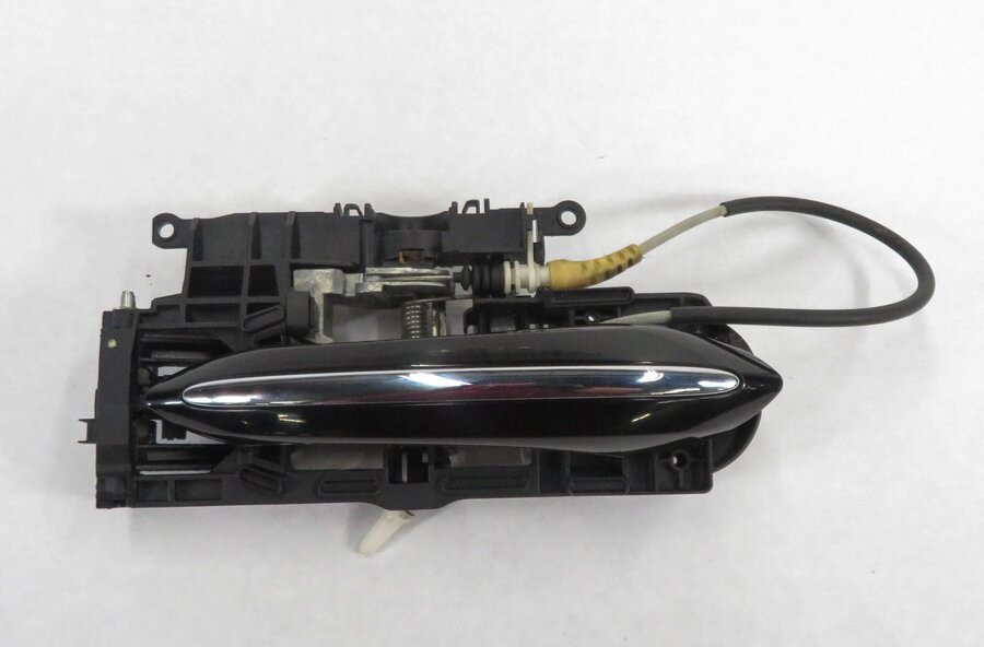 Thumbnail 4: 2011-2016 BMW 528i 535i 550i M5 (F10) RIGHT REAR DOOR HANDLE w/ LIGHT (BLACK)