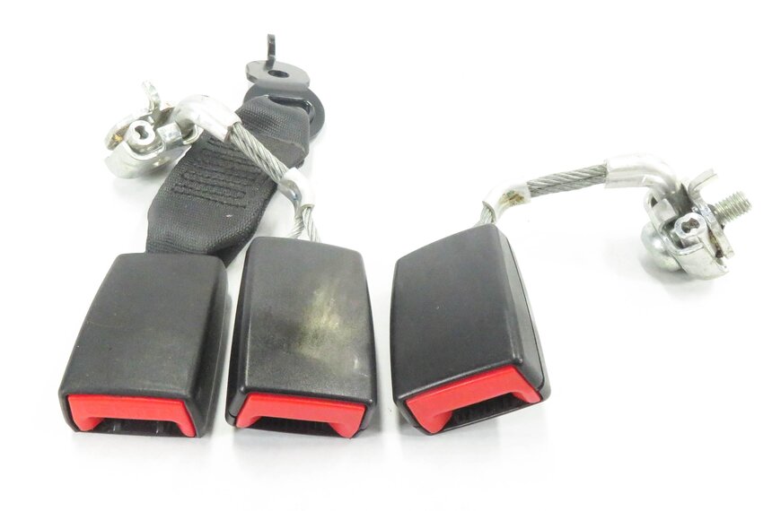 Thumbnail 2: 2011 BMW 535i (F10) REAR - SEATBELT BUCKLE RETRACTOR SET-3 (BLACK)