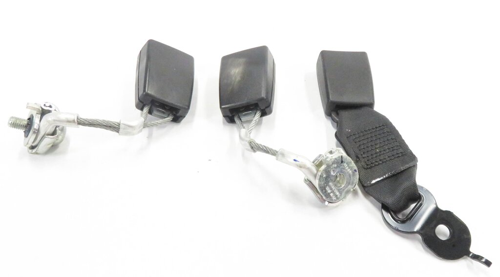 Thumbnail 4: 2011 BMW 535i (F10) REAR - SEATBELT BUCKLE RETRACTOR SET-3 (BLACK)