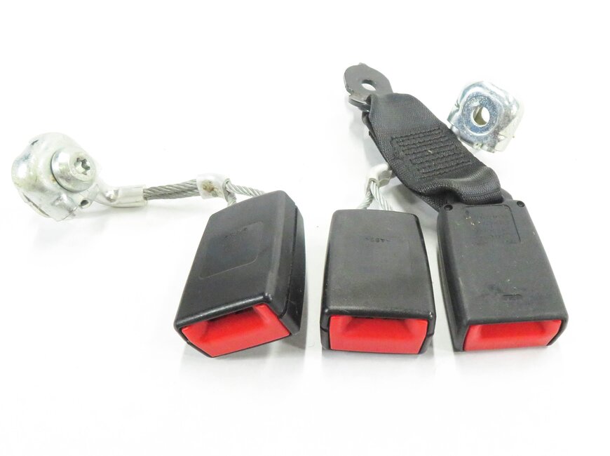 Thumbnail 5: 2011 BMW 535i (F10) REAR - SEATBELT BUCKLE RETRACTOR SET-3 (BLACK)