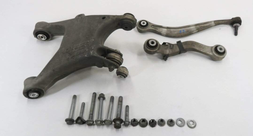 11-19 BMW 535i 550i 640i 650i 740i 750i (F01 F10) RIGHT REAR CONTROL ARM SET-3