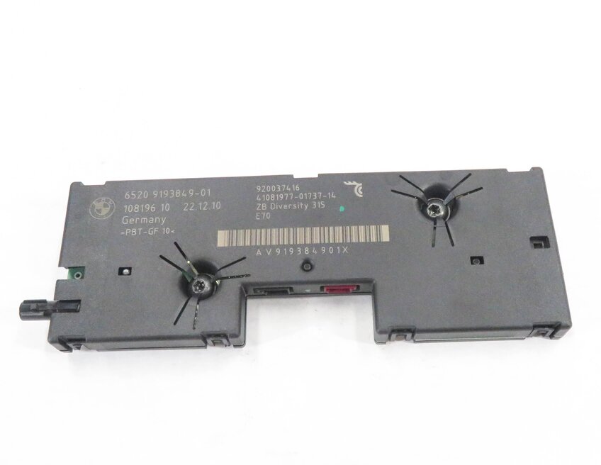 Thumbnail 2: 2011 BMW X5 (E70) RADIO STEREO ANTENNA DIVERSITY AMP AMPLIFIER MODULE