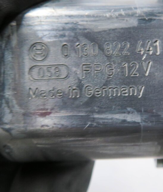 Thumbnail 8: 2008-2016 MB C230 C250 C300 C350 C63 E350 E500 E550 E63 LEFT FRONT WINDOW MOTOR