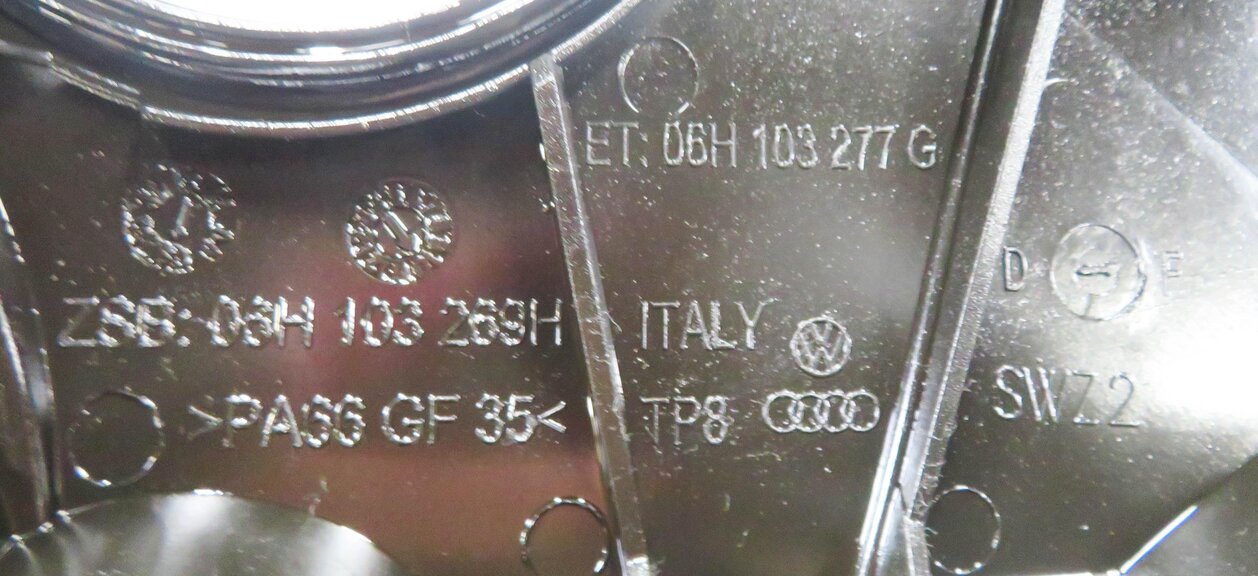 Thumbnail 6: 08-17 AUDI A3 A4 A5 A6 Q3 Q5 TT BEETLE GOLF JETTA PASSAT 2.0T UPPER TIMING COVER