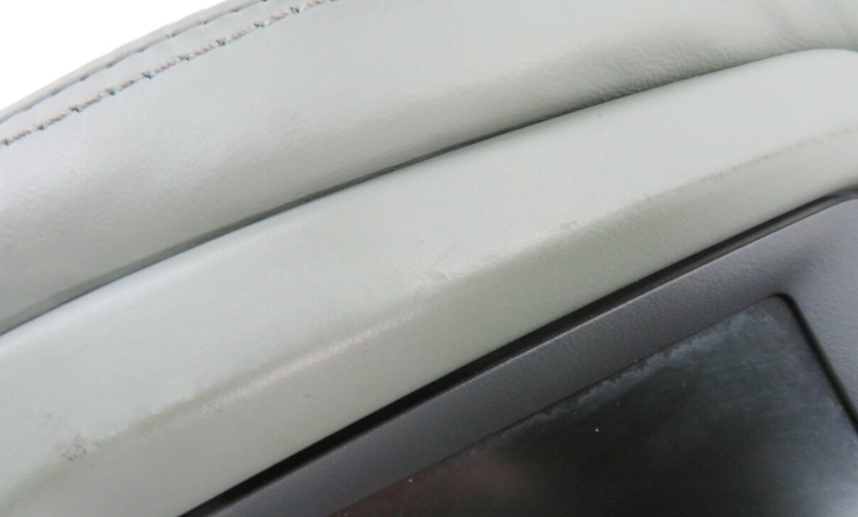 Thumbnail 9: 2006 RANGE ROVER (L322) LEFT FRONT DRIVER HEADREST w/ SCREEN (OXFORD LEATHER)